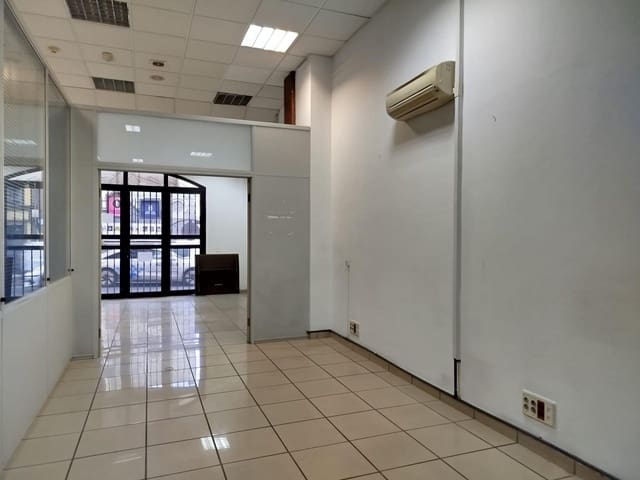 6 slaapkamer Commercieel te huur in Centro, Las Palmas de Gran Canaria met garage - € 2.400 (Ref: 9882297)