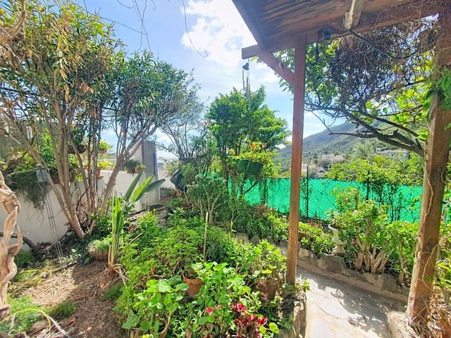 2 soveværelse Finca/Landehus til salg i Agüimes med swimmingpool - € 315.000 (Ref: 9882298)