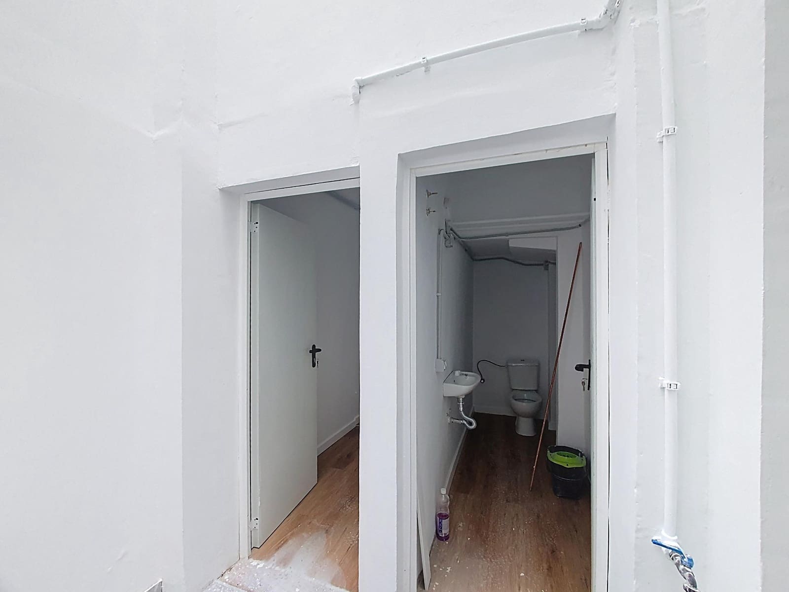 8 bedroom Commercial for sale in Las Palmas de Gran Canaria - € 610,000 (Ref: 9882299)