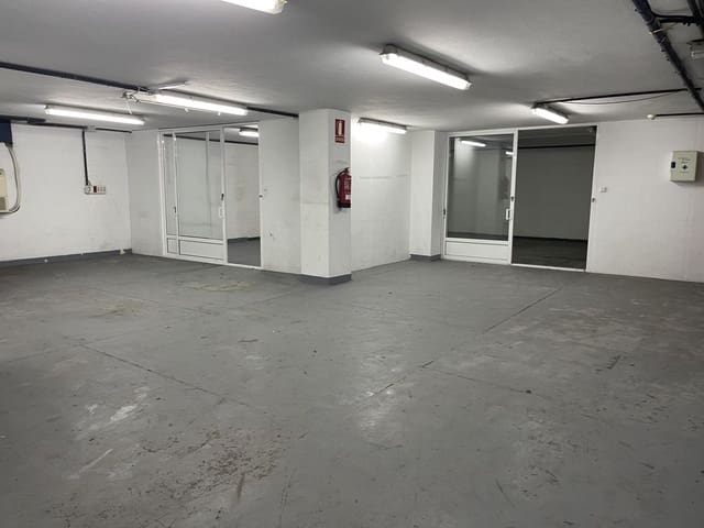 Komercyjne do wynajęcia w Las Palmas de Gran Canaria - 1 800 € (Ref: 9882301)