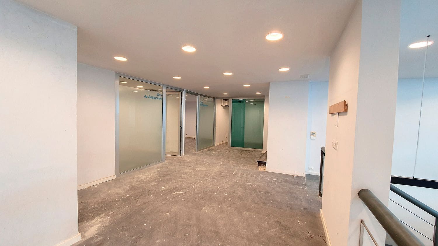 Commercial for rent in Las Palmas de Gran Canaria - € 2,800 (Ref: 9882302)