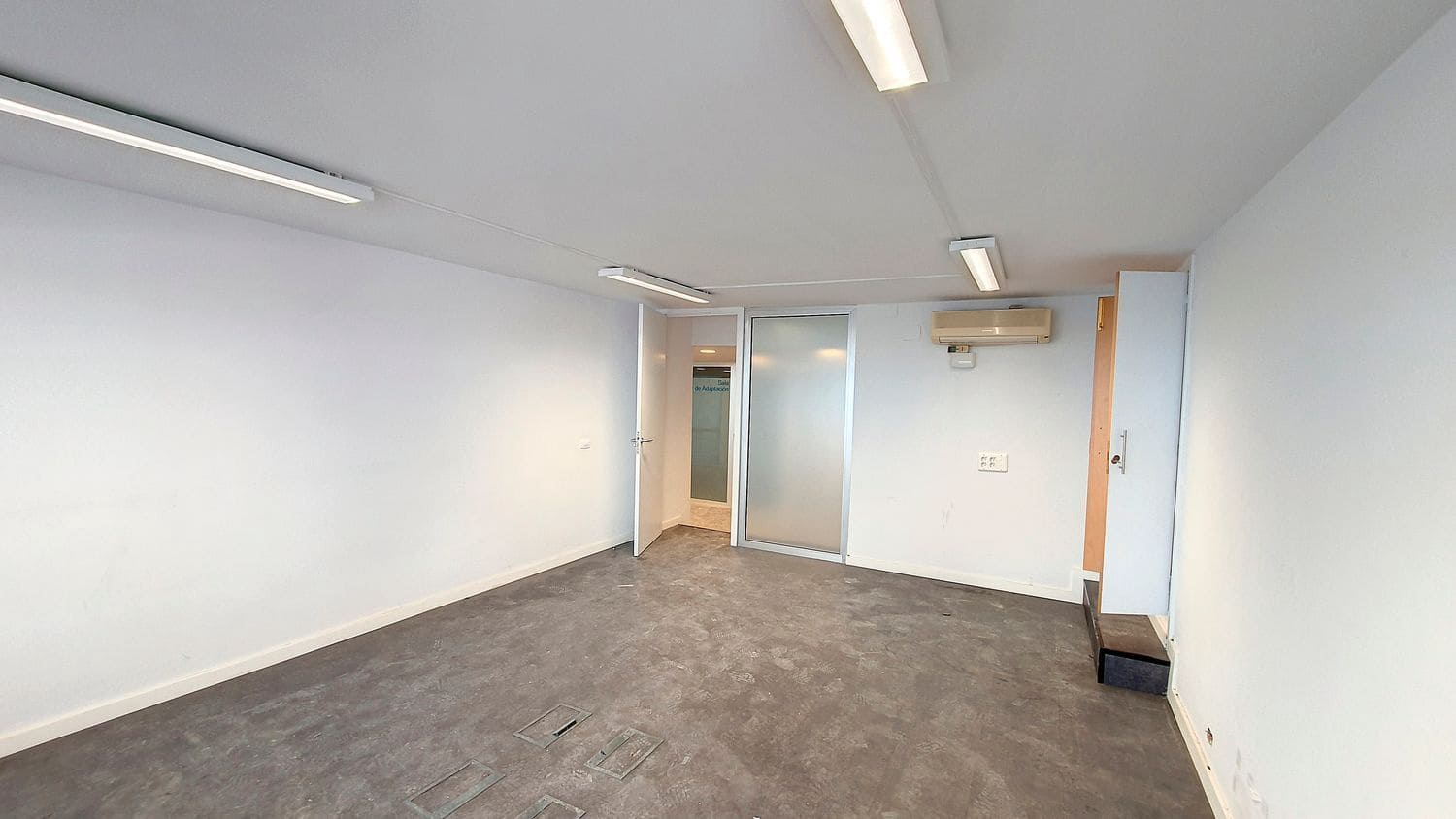 Commercial for rent in Las Palmas de Gran Canaria - € 2,800 (Ref: 9882302)