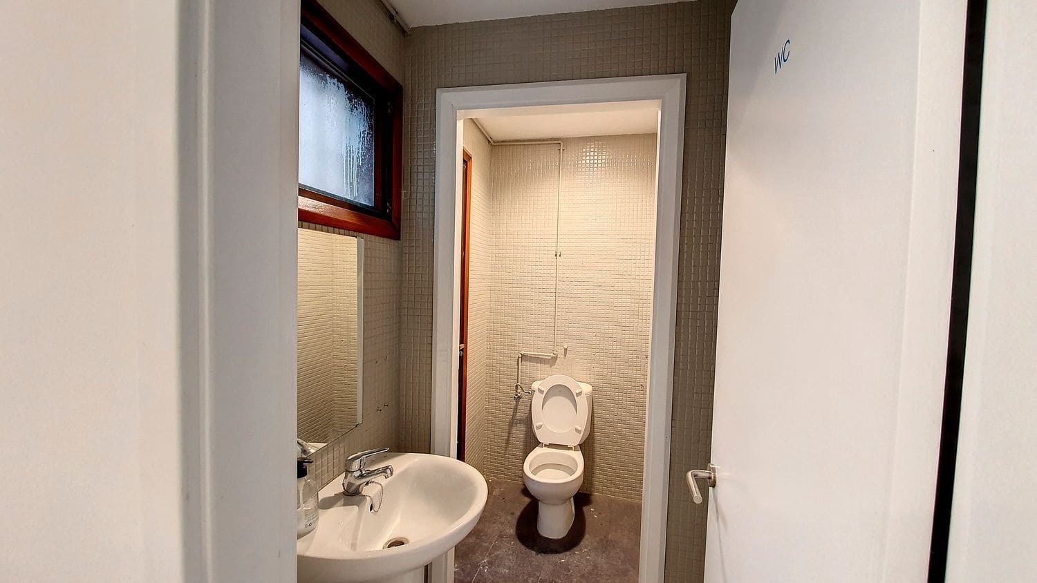 Commercial for rent in Las Palmas de Gran Canaria - € 2,800 (Ref: 9882302)
