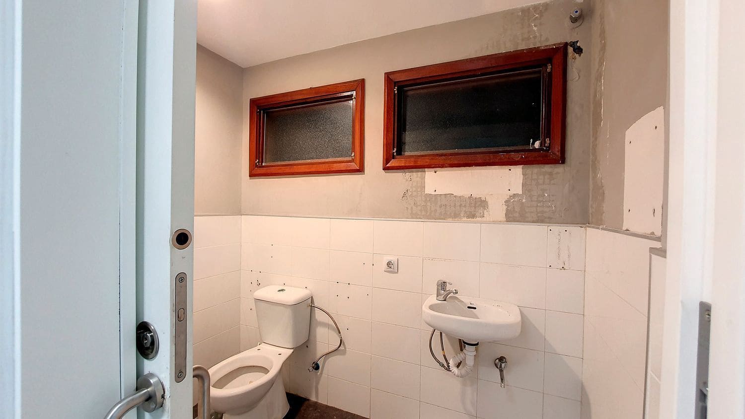 Commercial for rent in Las Palmas de Gran Canaria - € 2,800 (Ref: 9882302)