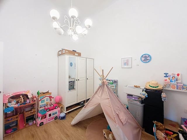 Piso de 3 habitaciones en Las Palmas de Gran Canaria en venta - 182.000 € (Ref: 9882303)