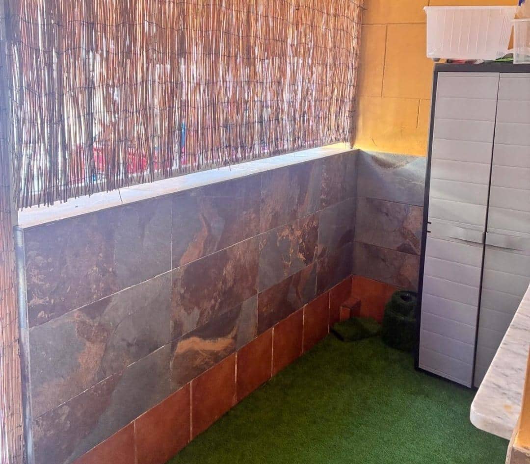 2 soveværelse Byhus til salg i Las Palmas de Gran Canaria - € 264.000 (Ref: 9882305)