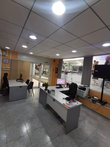Local Comercial de 1 habitación en Las Palmas de Gran Canaria en venta - 120.000 € (Ref: 9882307)