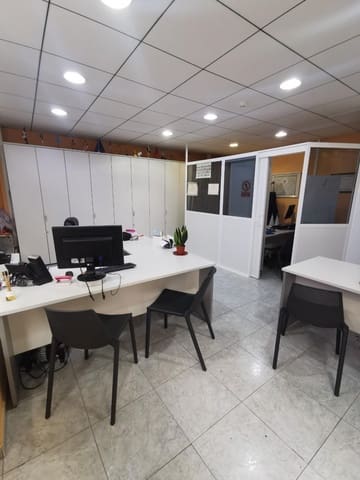 Local Comercial de 1 habitación en Las Palmas de Gran Canaria en venta - 120.000 € (Ref: 9882307)