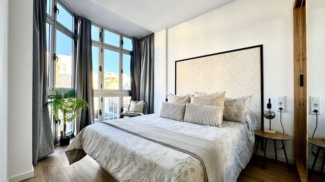 1 soverom Leilighet til salgs i Santa Catalina - Canteras, Las Palmas de Gran Canaria - € 250 000 (Ref: 9882309)