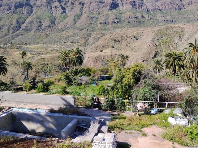 Terrain à Bâtir à vendre à Santa Lucía de Tirajana - 105 000 € (Ref: 9882312)