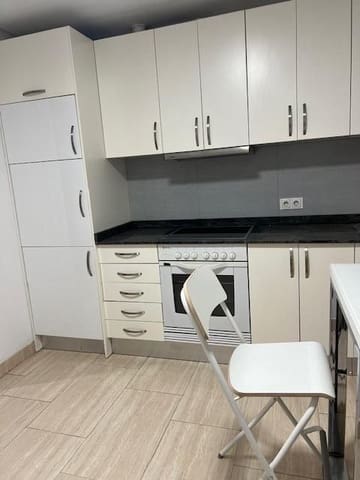 3 soverom Leilighet til leie i Guanarteme, Las Palmas de Gran Canaria - € 1 300 (Ref: 9882313)