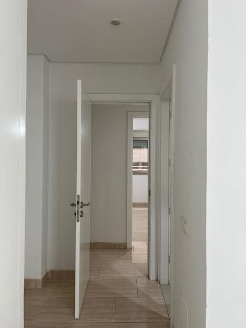 3 soverom Leilighet til leie i Las Palmas de Gran Canaria - € 1 300 (Ref: 9882313)