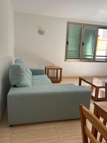 3 soveværelse Lejlighed til leje i Guanarteme, Las Palmas de Gran Canaria - € 1.300 (Ref: 9882313)