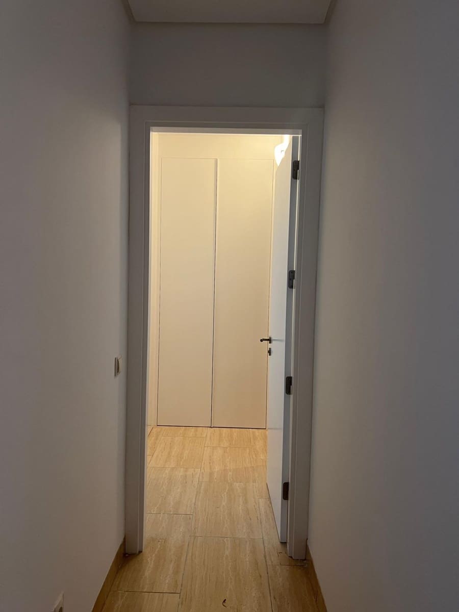 2 soverom Leilighet til leie i Las Palmas de Gran Canaria - € 1 200 (Ref: 9882314)