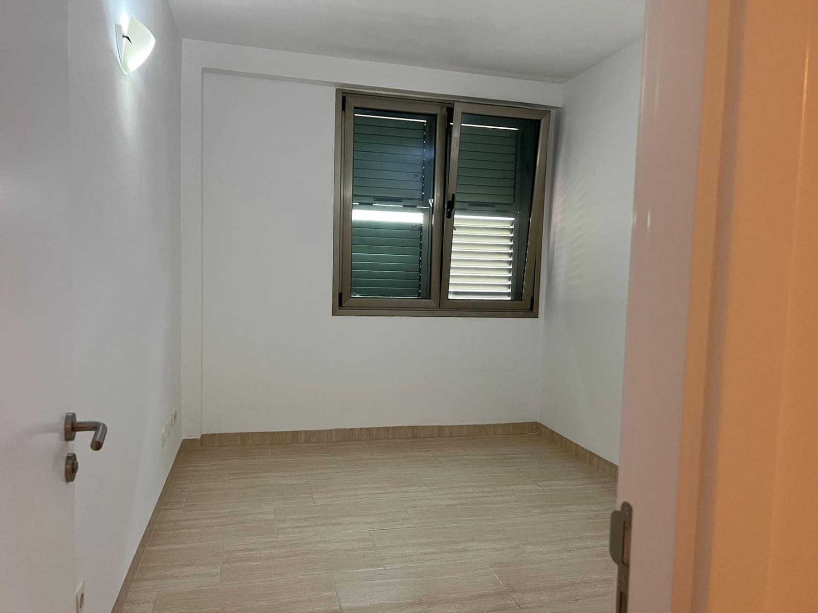 2 soverom Leilighet til leie i Las Palmas de Gran Canaria - € 1 200 (Ref: 9882314)