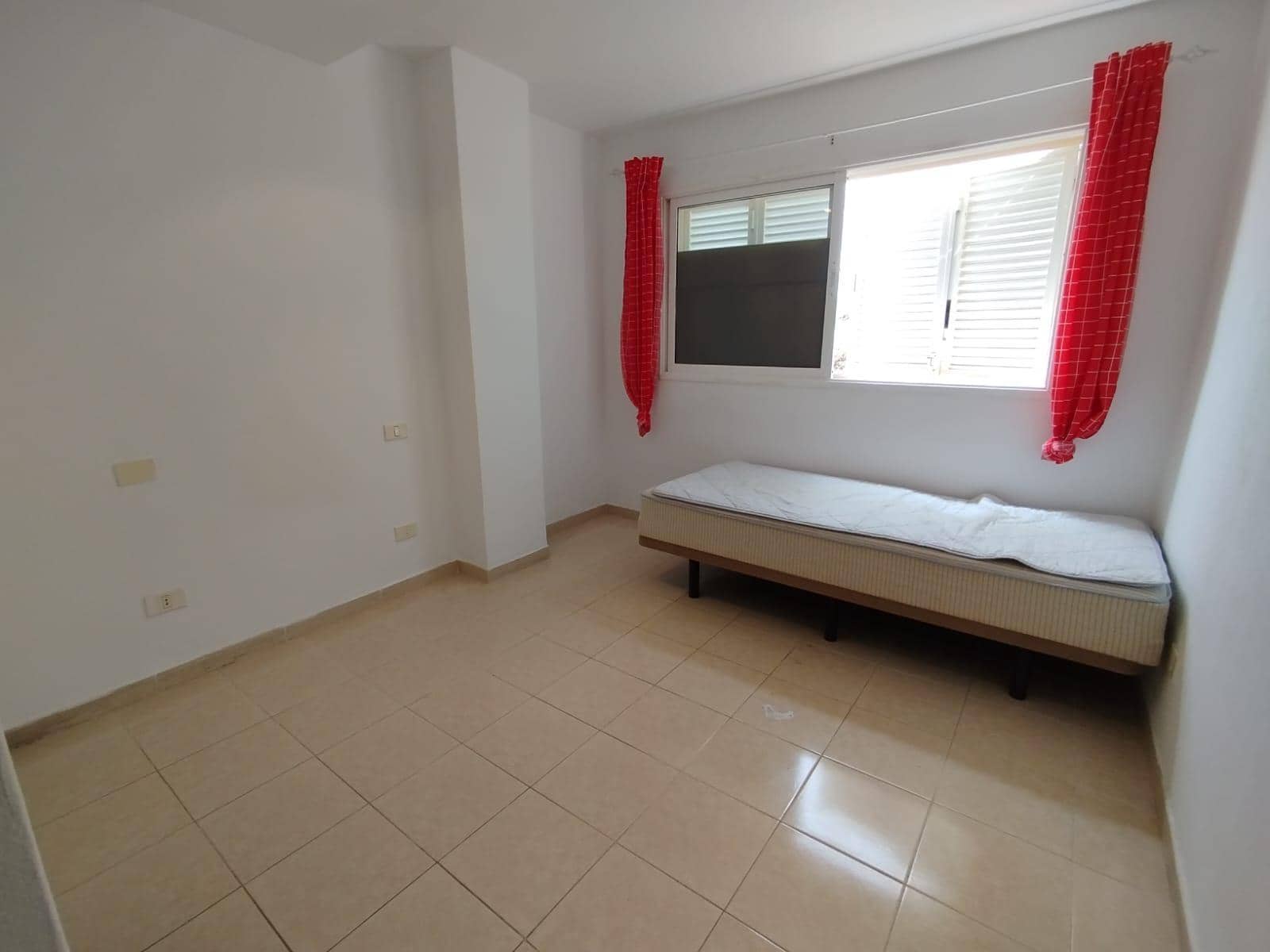 3 bedroom Flat for sale in Candelaria - € 331,500 (Ref: 9882315)