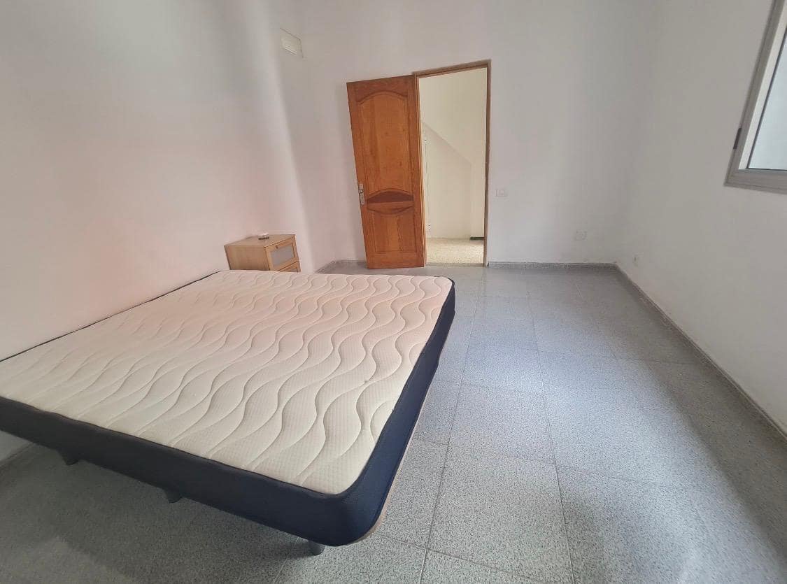 8 soverom Leilighet til salgs i Las Palmas de Gran Canaria - € 495 000 (Ref: 9882317)