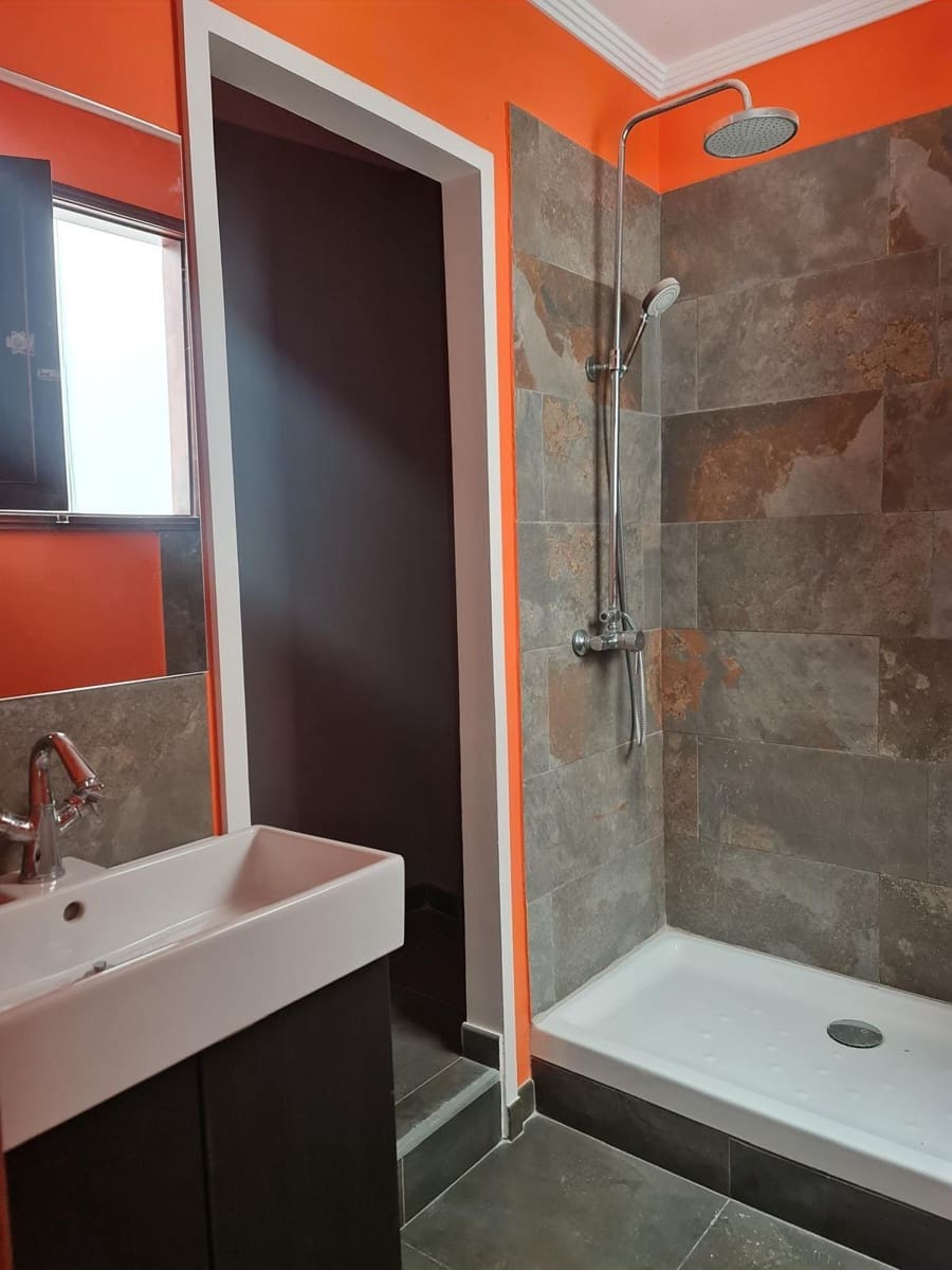 8 soverom Leilighet til salgs i Las Palmas de Gran Canaria - € 495 000 (Ref: 9882317)