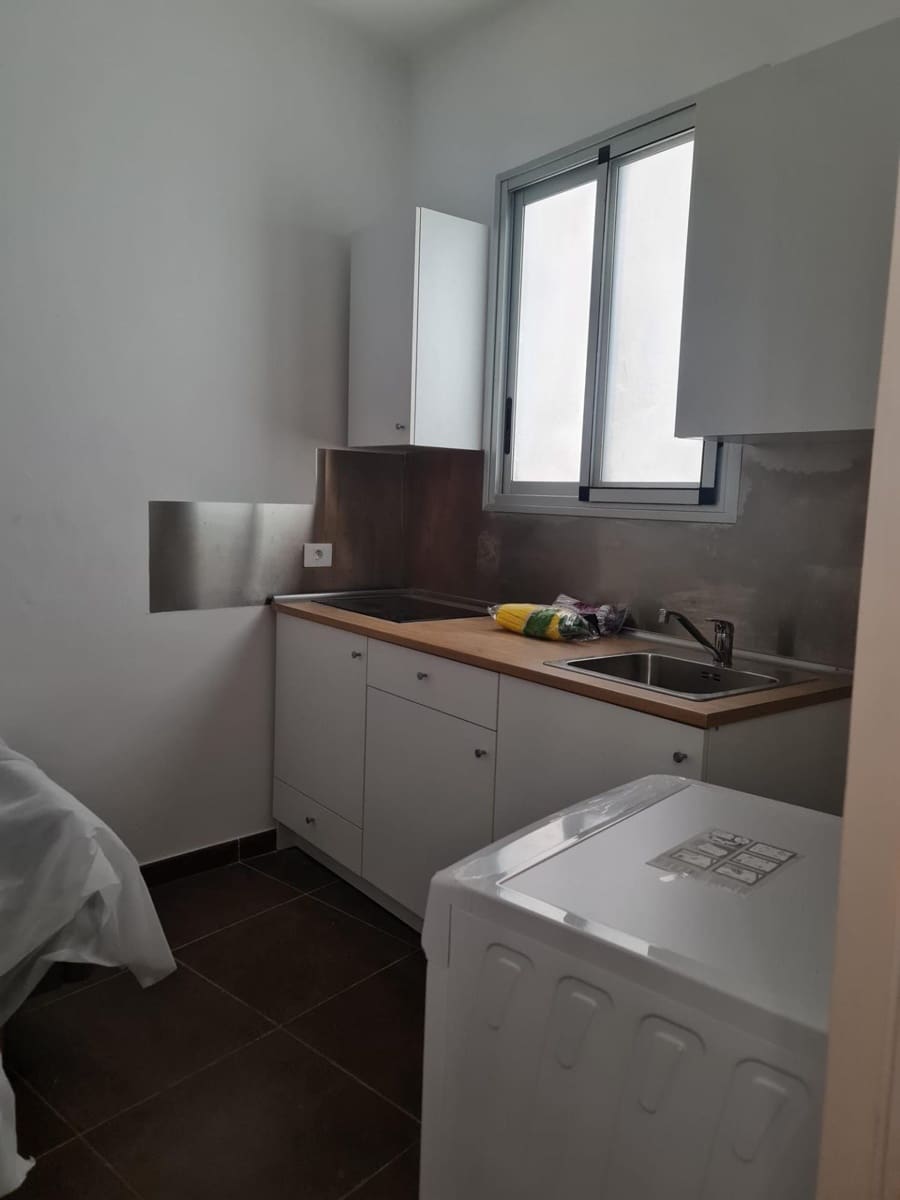 8 soverom Leilighet til salgs i Las Palmas de Gran Canaria - € 495 000 (Ref: 9882317)