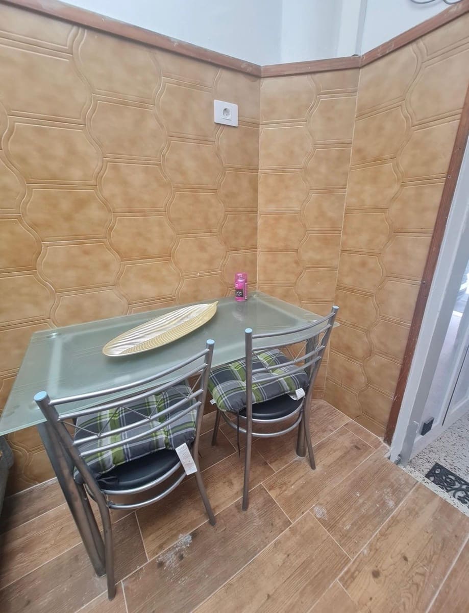8 soverom Leilighet til salgs i Las Palmas de Gran Canaria - € 495 000 (Ref: 9882317)