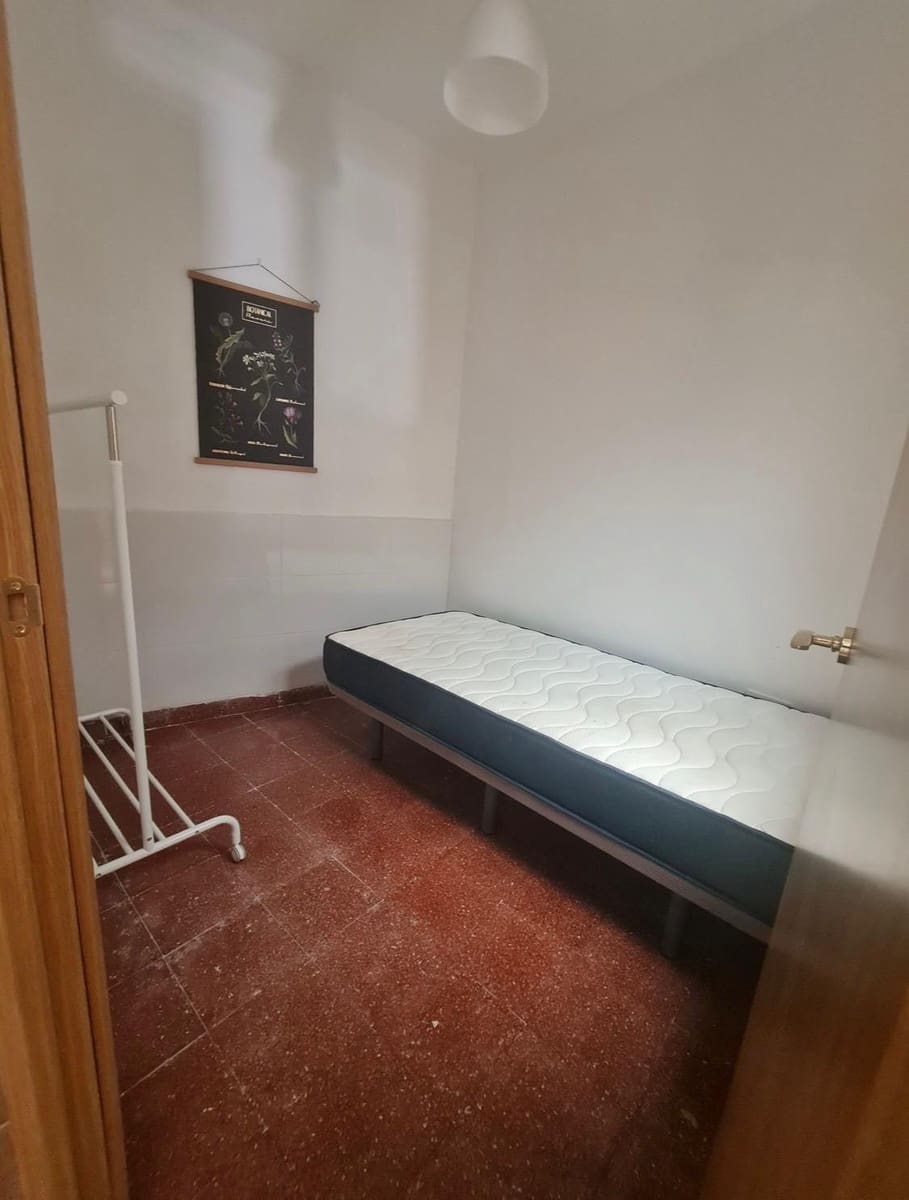 8 soverom Leilighet til salgs i Las Palmas de Gran Canaria - € 495 000 (Ref: 9882317)