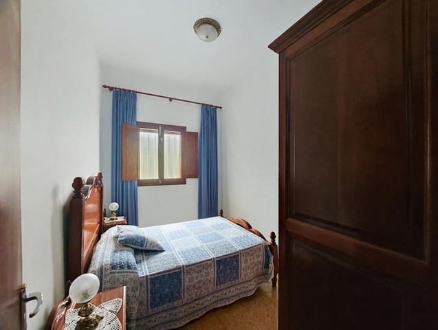 4 sypialnia Dom na sprzedaż w Teror z garażem - 209 000 € (Ref: 9882319)