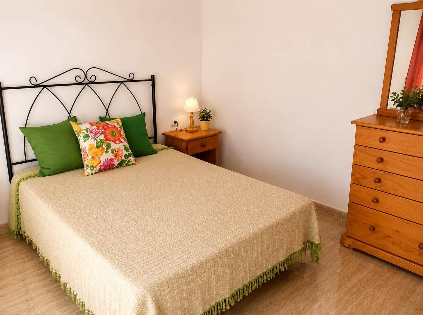 3 bedroom Flat for sale in Puerto del Rosario - € 190,000 (Ref: 9882320)