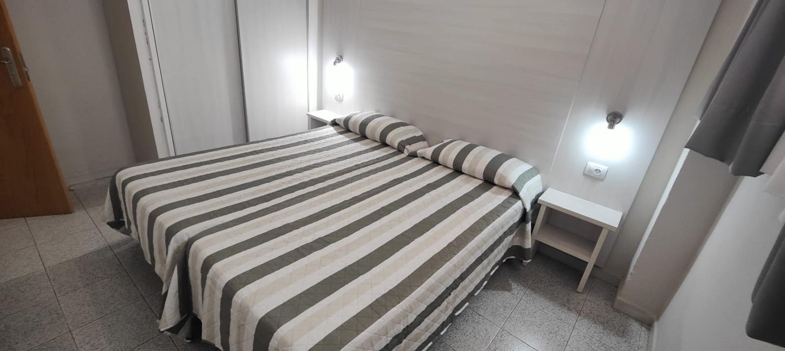 1 quarto Apartamento para venda em Playa del Ingles com piscina - 220 000 € (Ref: 9882321)