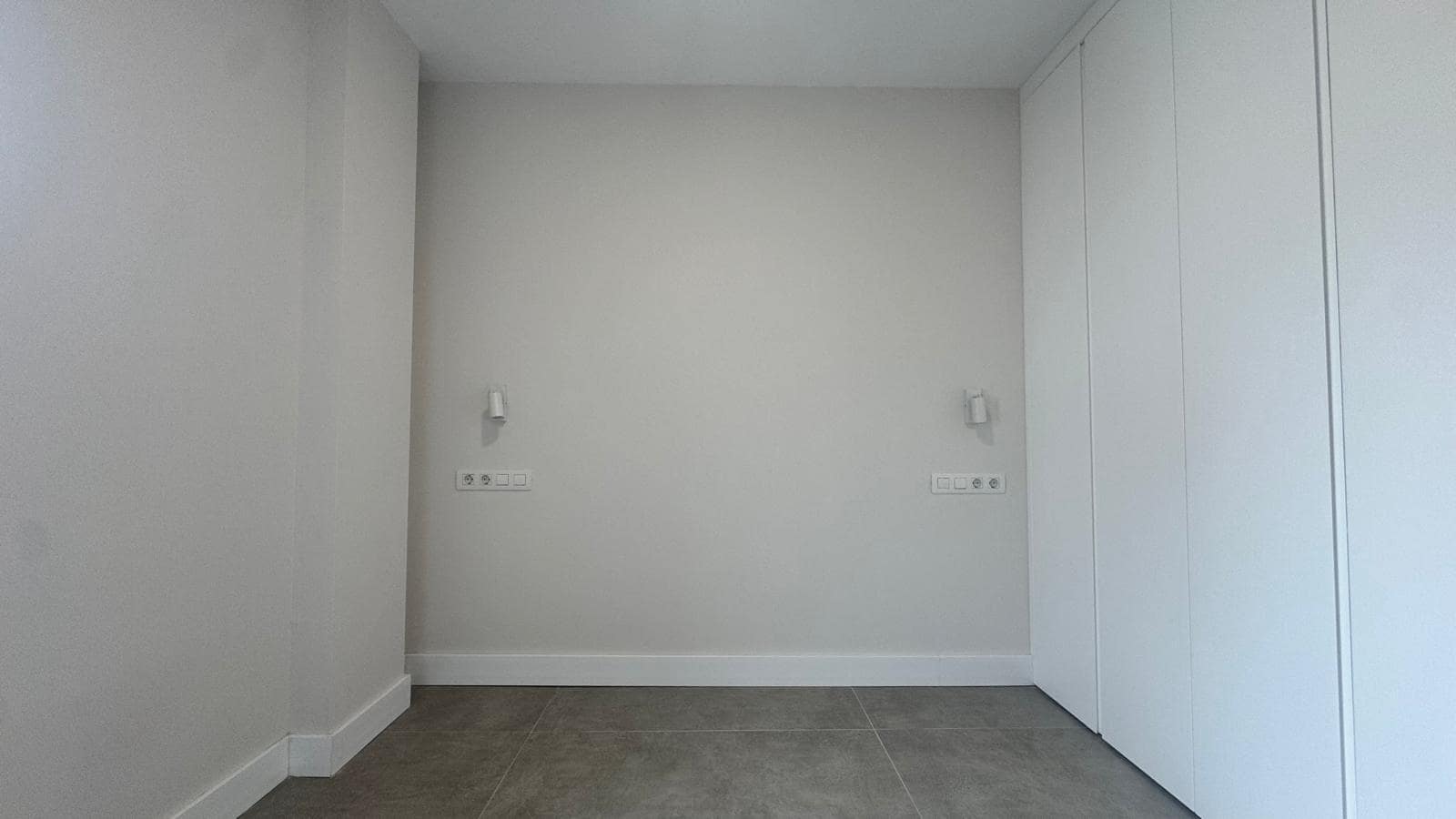 2 soveværelse Lejlighed til leje i Las Palmas de Gran Canaria - € 1.300 (Ref: 9882322)
