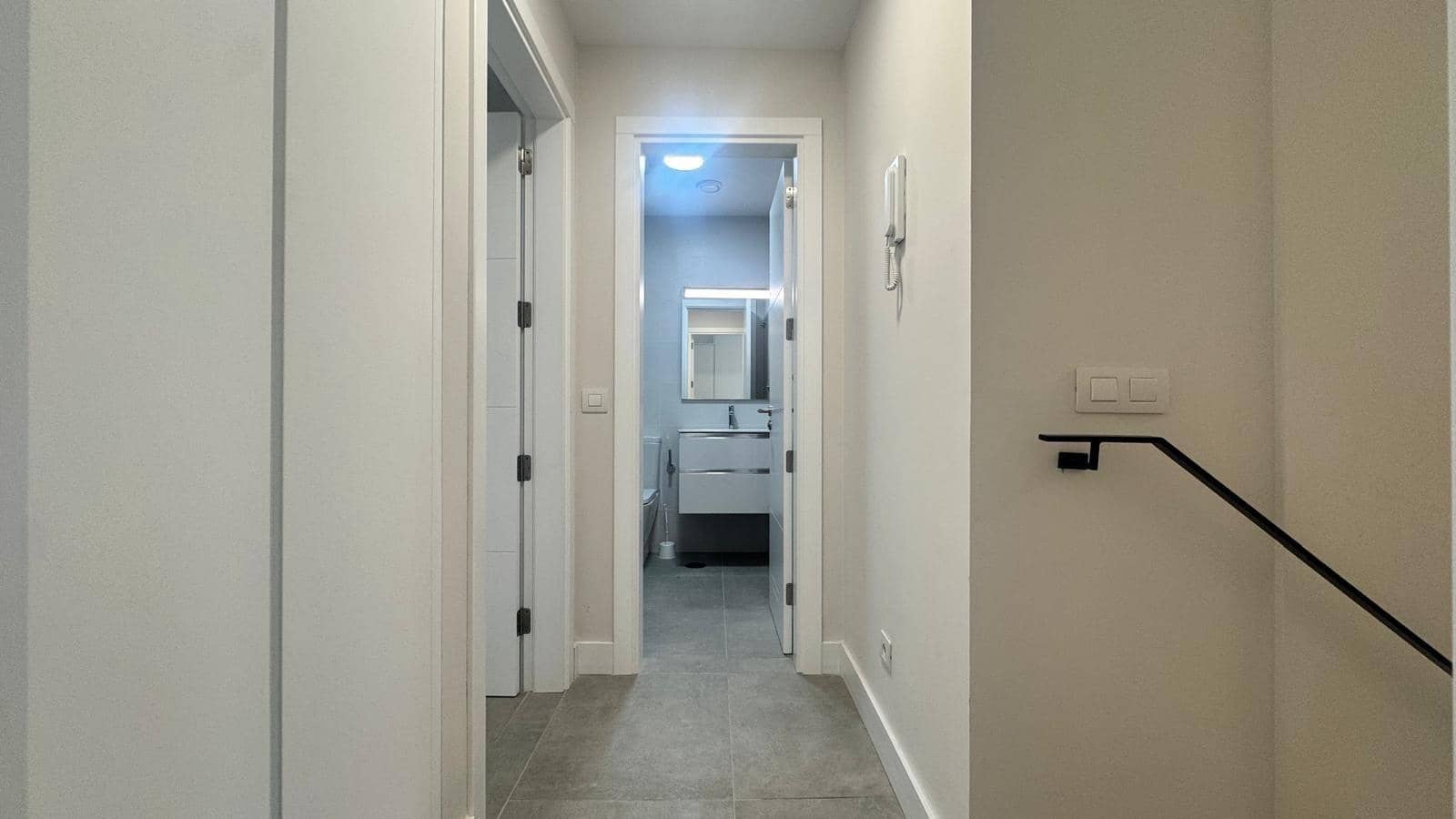2 soveværelse Lejlighed til leje i Las Palmas de Gran Canaria - € 1.300 (Ref: 9882322)