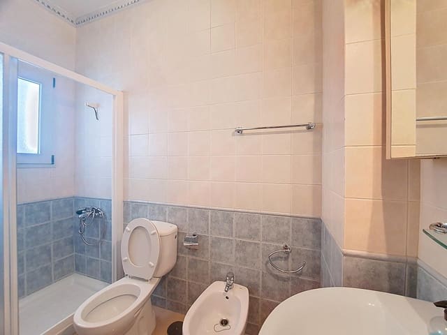 4 soverom Leilighet til salgs i Schamann - Rehoyas, Las Palmas de Gran Canaria - € 250 000 (Ref: 9882323)