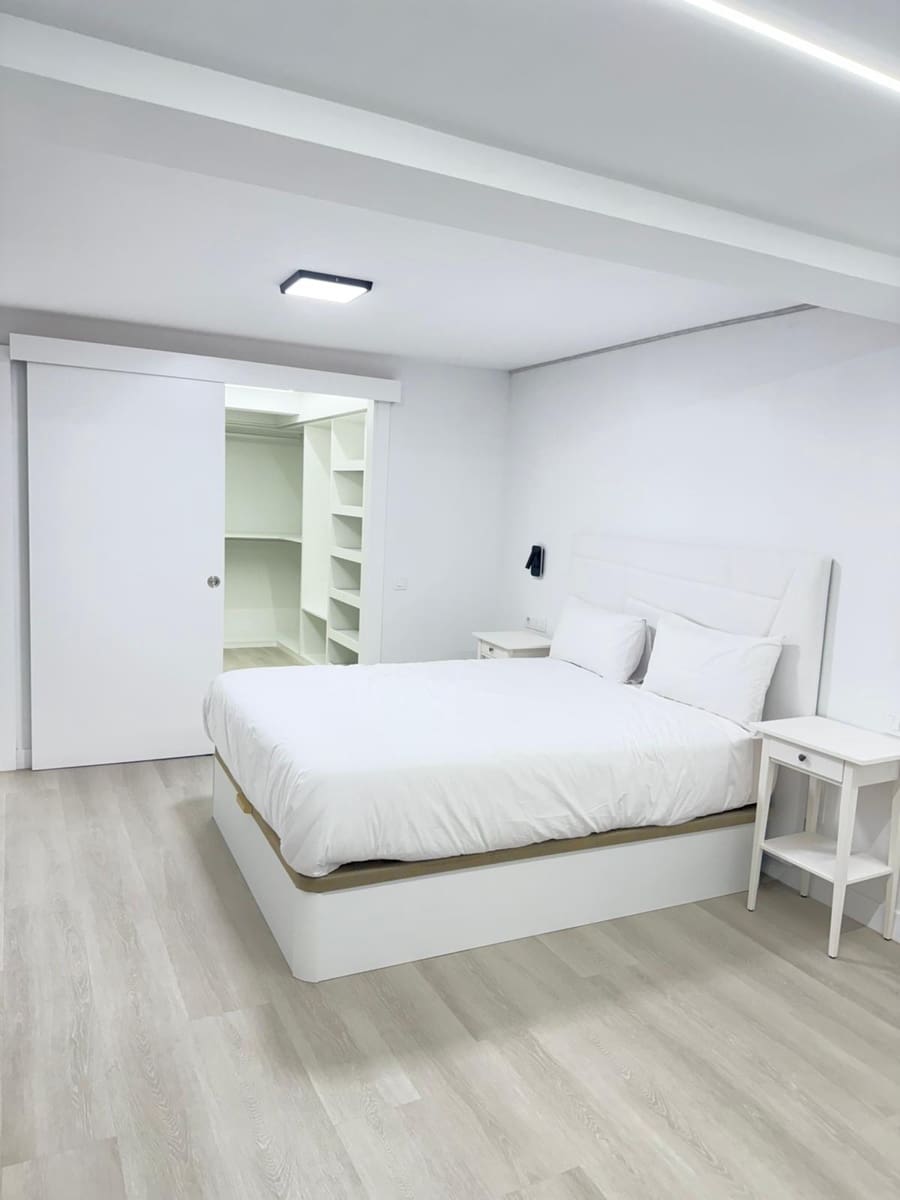 2 sypialnia Mieszkanie do wynajęcia w Las Palmas de Gran Canaria - 1 500 € (Ref: 9882325)