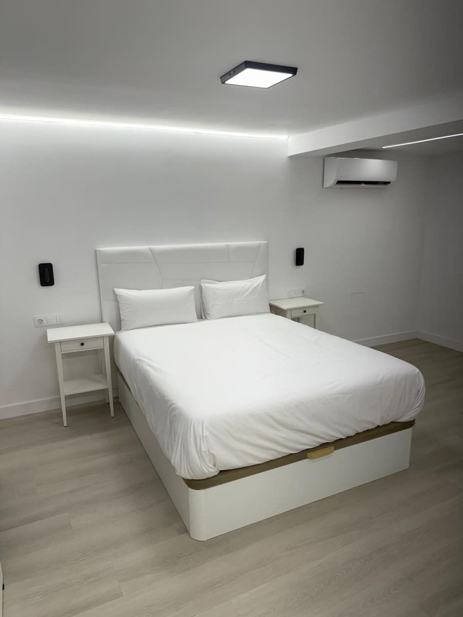 2 sypialnia Mieszkanie do wynajęcia w Las Palmas de Gran Canaria - 1 500 € (Ref: 9882325)