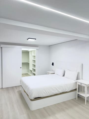 2 sypialnia Mieszkanie do wynajęcia w Las Palmas de Gran Canaria - 1 500 € (Ref: 9882325)