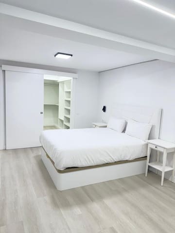 2 sypialnia Mieszkanie do wynajęcia w Las Palmas de Gran Canaria - 1 500 € (Ref: 9882325)