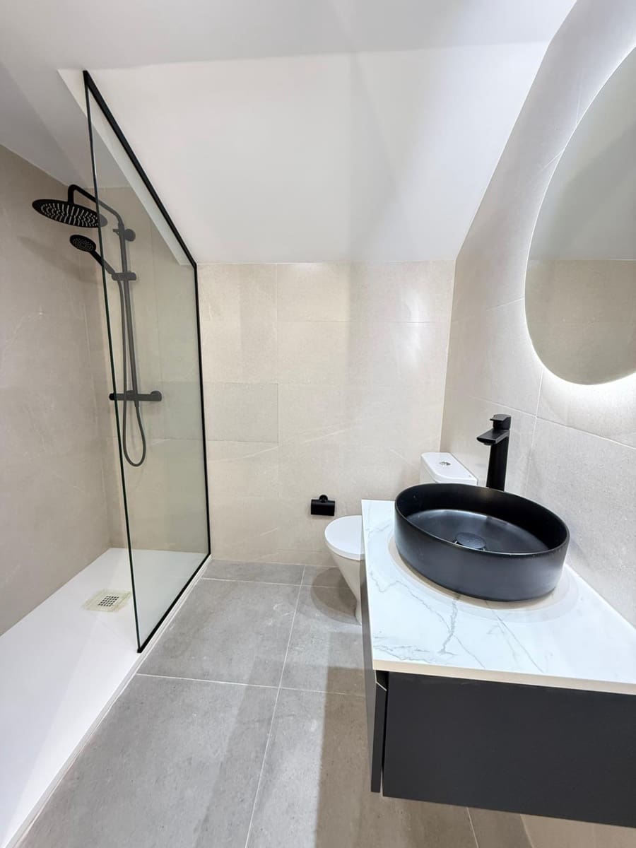 2 sypialnia Mieszkanie do wynajęcia w Las Palmas de Gran Canaria - 1 500 € (Ref: 9882325)