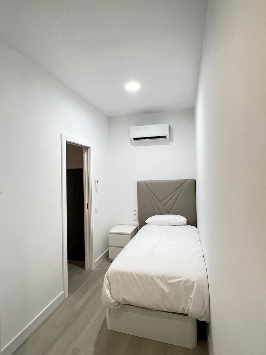 2 sypialnia Mieszkanie do wynajęcia w Las Palmas de Gran Canaria - 1 500 € (Ref: 9882325)
