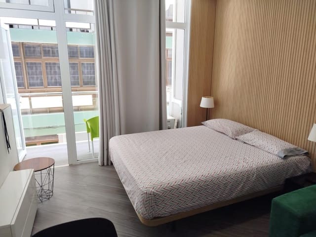 Studio til leje i Santa Catalina - Canteras, Las Palmas de Gran Canaria - € 850 (Ref: 9898920)