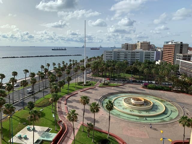 Piso de 4 habitaciones en Arenales - Lugo - Avda. Marítima, Las Palmas de Gran Canaria en alquiler - 1.975 € (Ref: 9898921)