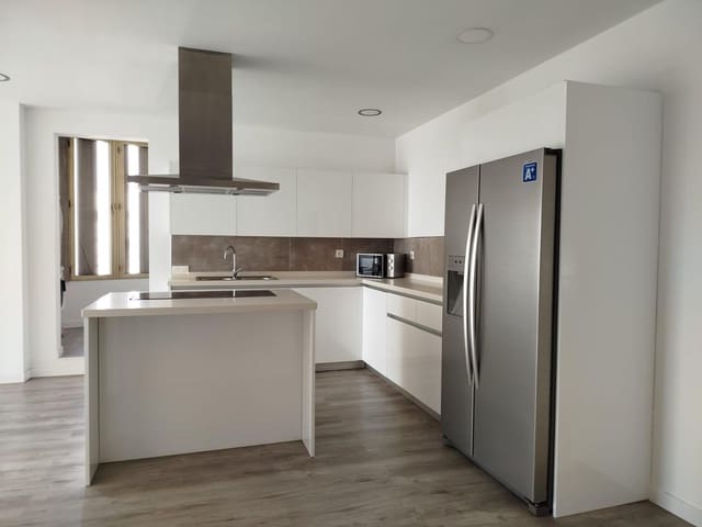 4 soveværelse Lejlighed til leje i Arenales - Lugo - Avda. Marítima, Las Palmas de Gran Canaria - € 1.975 (Ref: 9898921)