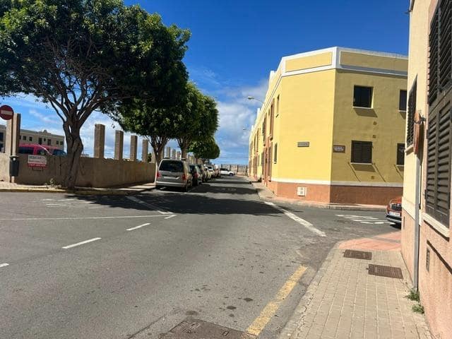 2 bedroom Flat for sale in Telde - € 170,000 (Ref: 9913289)