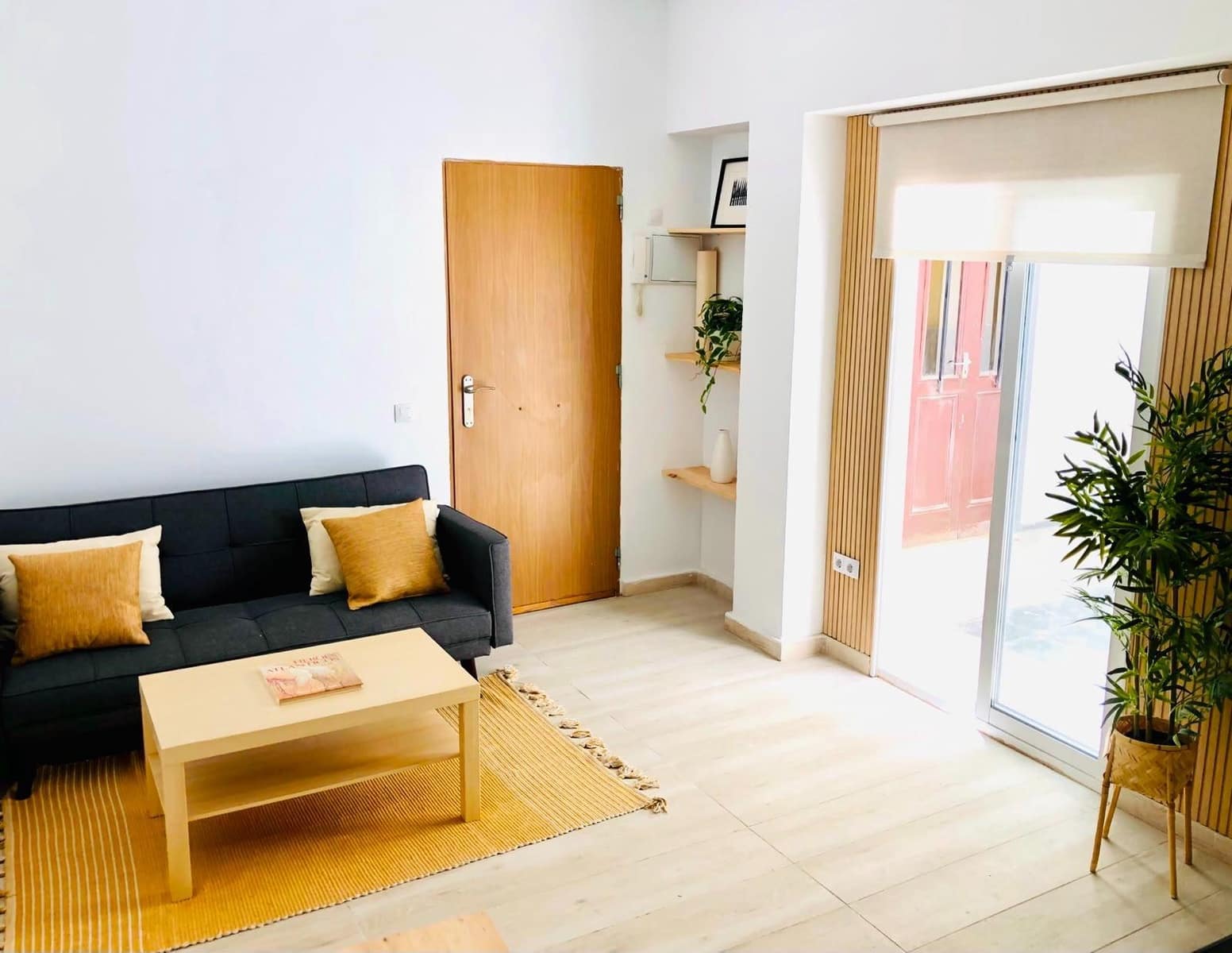 Studio til leje i Las Palmas de Gran Canaria - € 850 (Ref: 9927526)