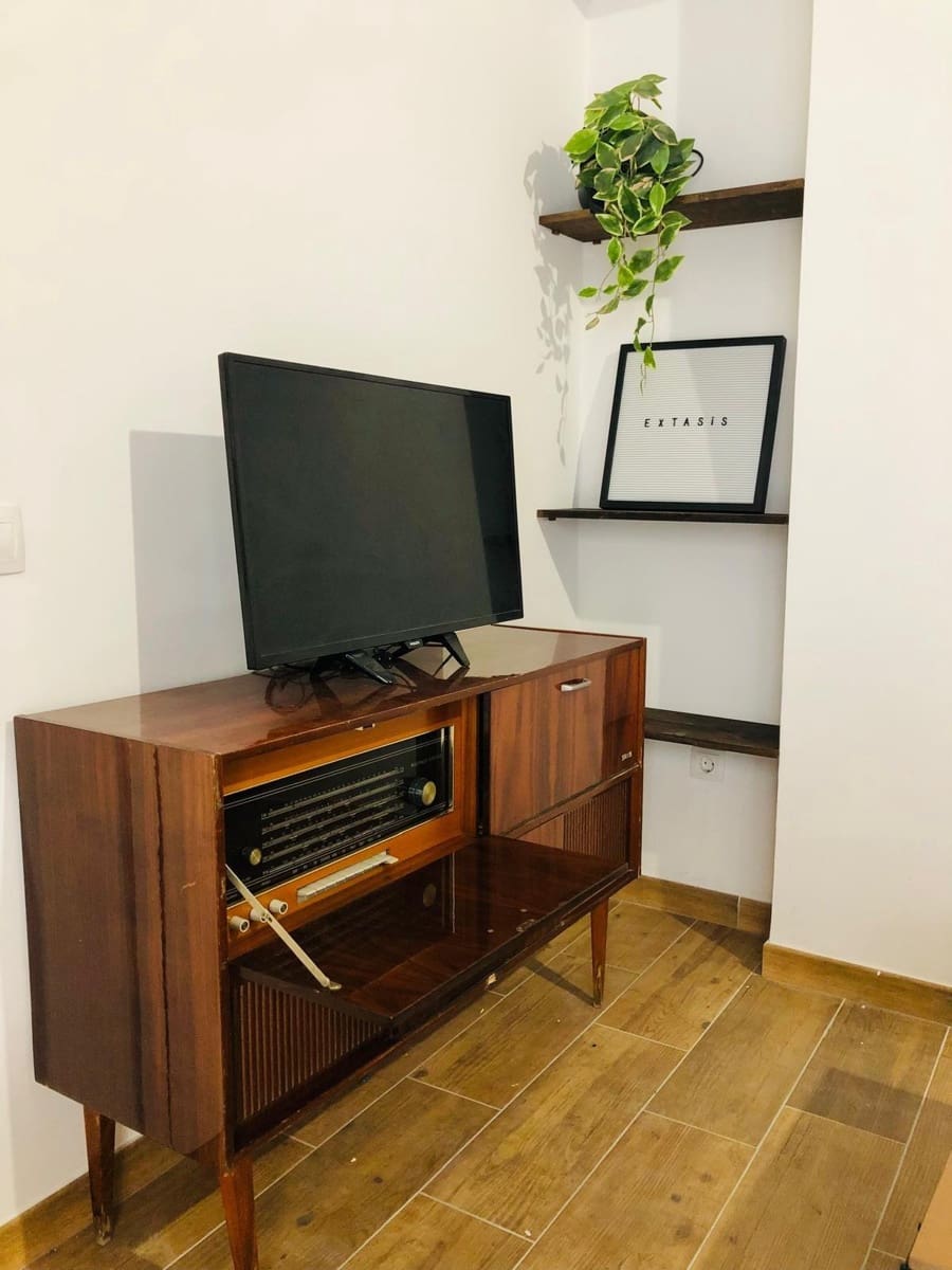 Studio for rent in Las Palmas de Gran Canaria - € 850 (Ref: 9927527)
