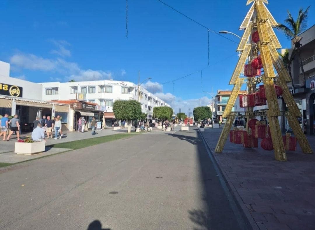 2 soveværelse Lejlighed til salg i Corralejo - € 225.000 (Ref: 9936478)
