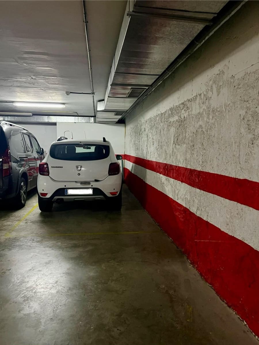 2 makuuhuone Asunto vuokrattavana paikassa Las Palmas de Gran Canaria mukana 
autotalli - 1 000 € (Ref: 9942627)