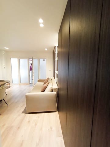 1 soverom Kommersiell til salgs i Costa Adeje, Adeje - € 185 000 (Ref: 8394681)