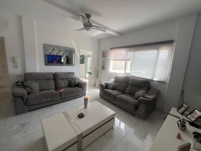 3 soverom Hus til salgs i San Eugenio Alto, Adeje med garasje - € 475 000 (Ref: 8579368)