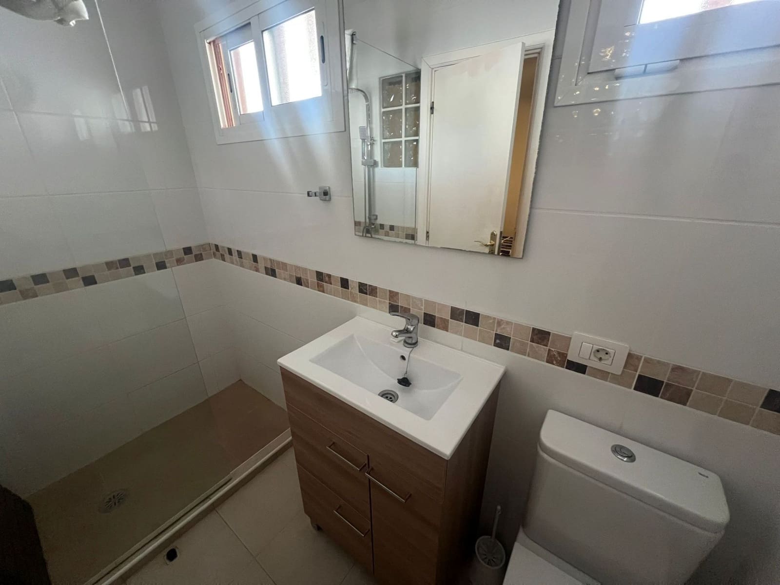 2 sovrum Lägenhet till salu i Costa Adeje med pool - 385 000 € (Ref: 8766463)