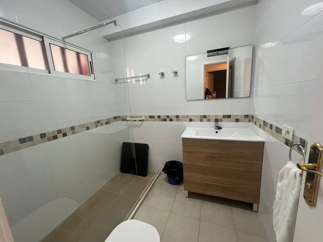 2 sovrum Lägenhet till salu i San Eugenio Bajo, Adeje med pool - 385 000 € (Ref: 8766463)