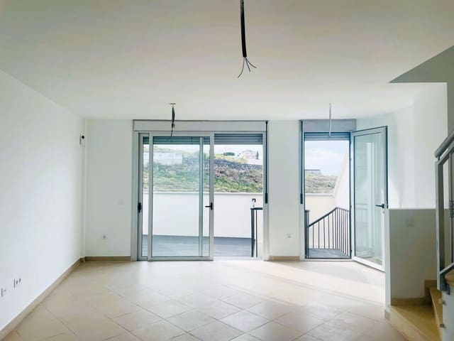 3 bedroom Semi-detached Villa for sale in Tijoco Bajo, Adeje with garage - € 330,000 (Ref: 8809297)